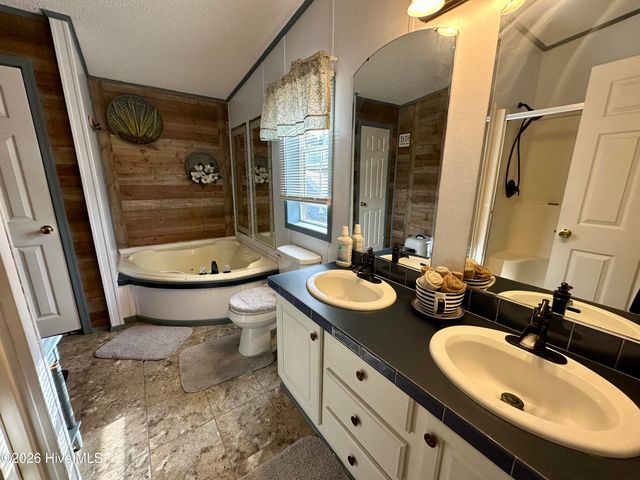 397 Spivey Road, Hobbsville, NC 27946