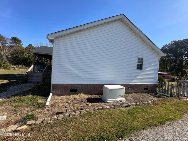 397 Spivey Road, Hobbsville, NC 27946