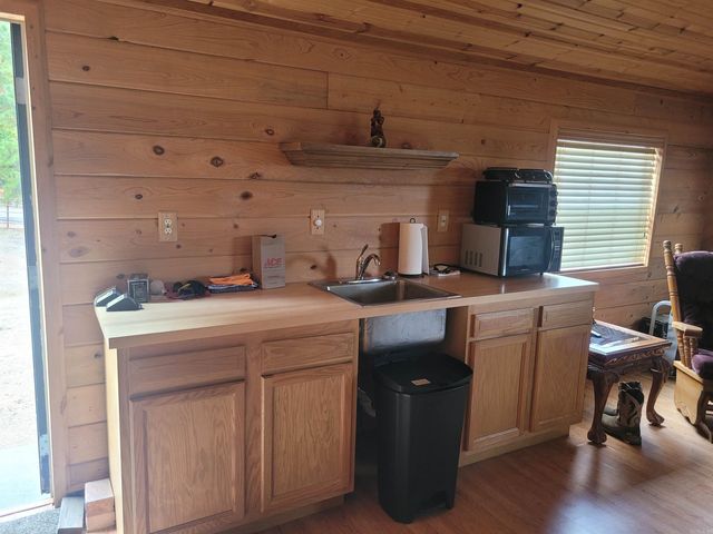 290 Christopher Drive, Quitman, AR 72131