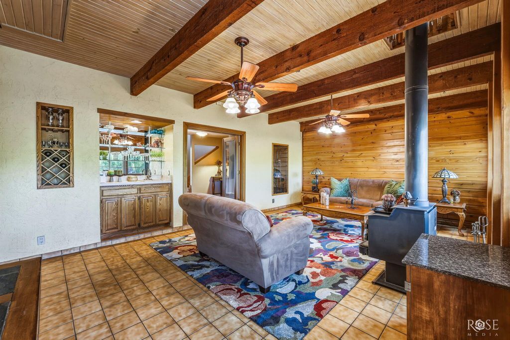 Image 10 of property listing at 1581 Becker Lane, San Angelo, TX 76904