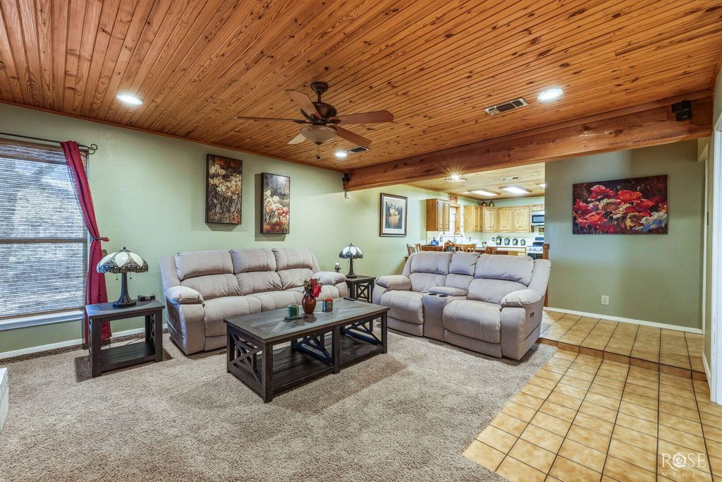 Image 14 of property listing at 1581 Becker Lane, San Angelo, TX 76904