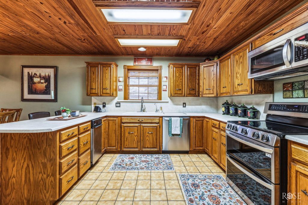 Image 17 of property listing at 1581 Becker Lane, San Angelo, TX 76904