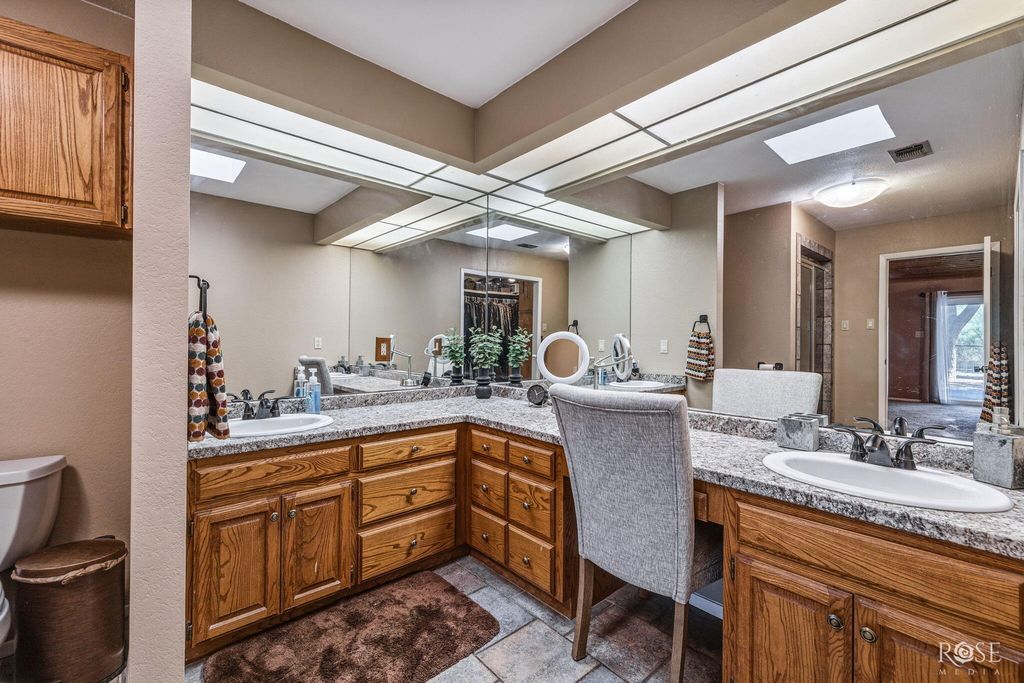 Image 23 of property listing at 1581 Becker Lane, San Angelo, TX 76904