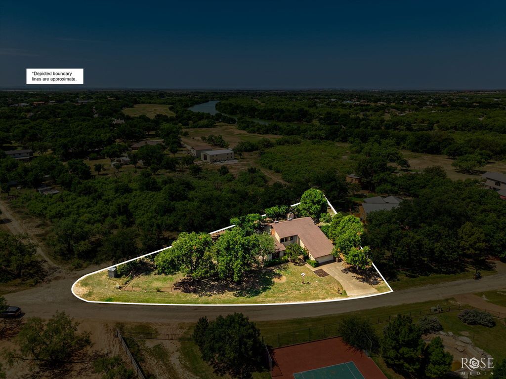 Image 52 of property listing at 1581 Becker Lane, San Angelo, TX 76904