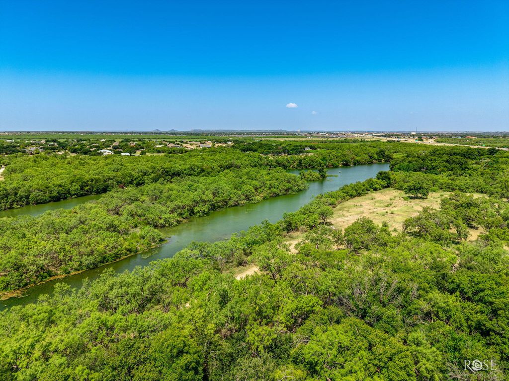 Image 65 of property listing at 1581 Becker Lane, San Angelo, TX 76904
