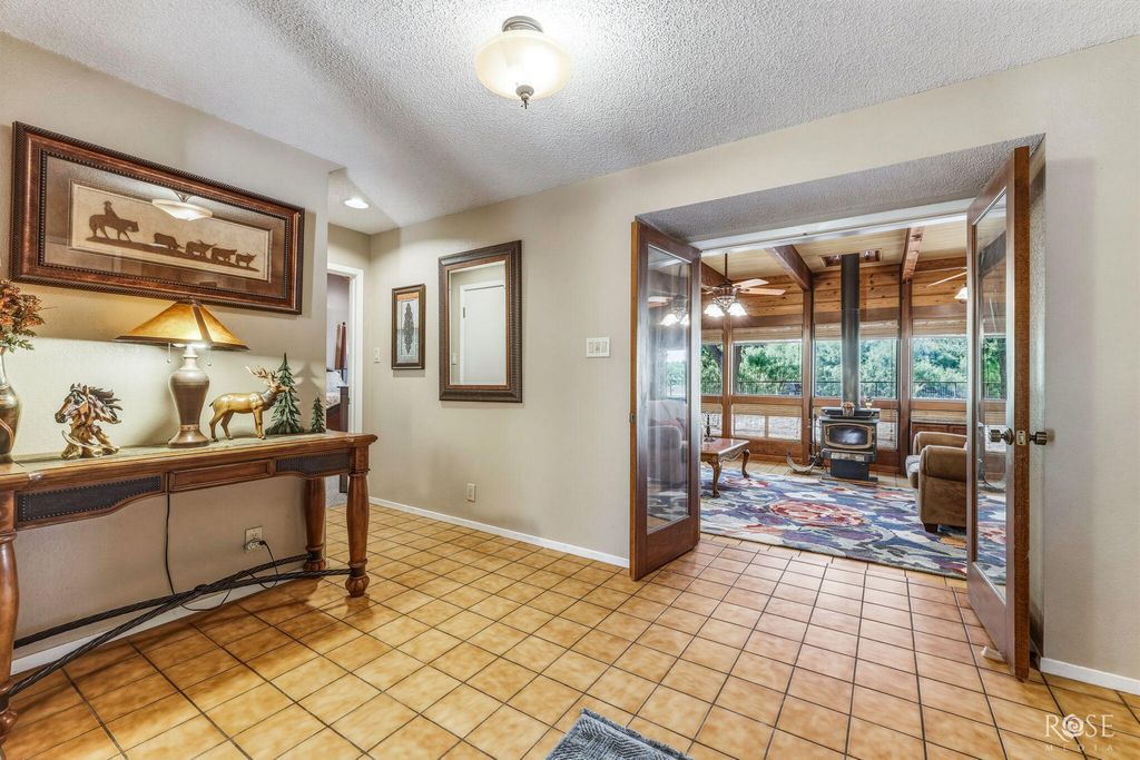 Image 8 of property listing at 1581 Becker Lane, San Angelo, TX 76904