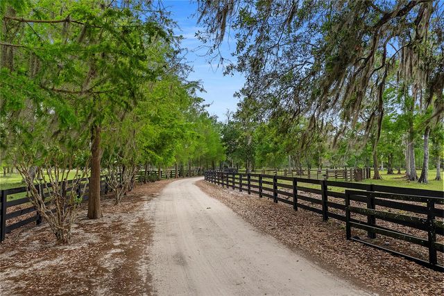 13910 CORKWOOD LANE, Astatula, FL 34705