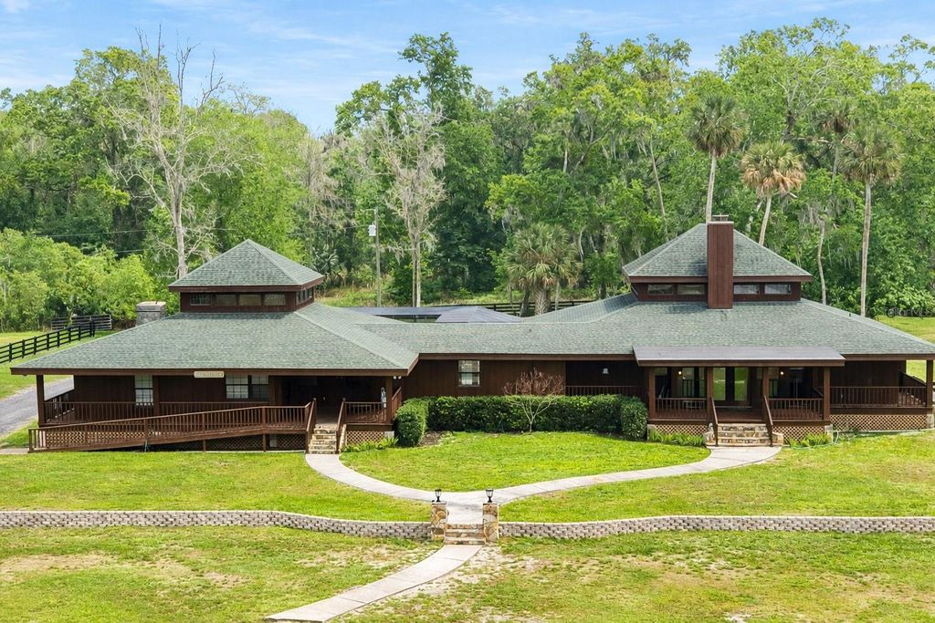 13910 CORKWOOD LANE, Astatula, FL 34705