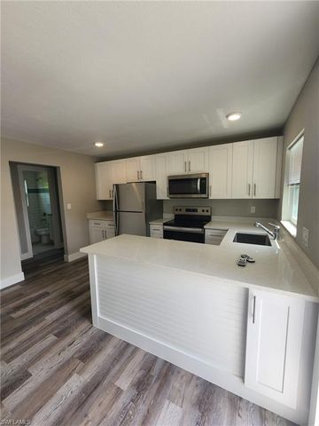 1119 6th WAY, North Fort Myers, FL 33903