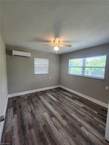 1119 6th WAY, North Fort Myers, FL 33903