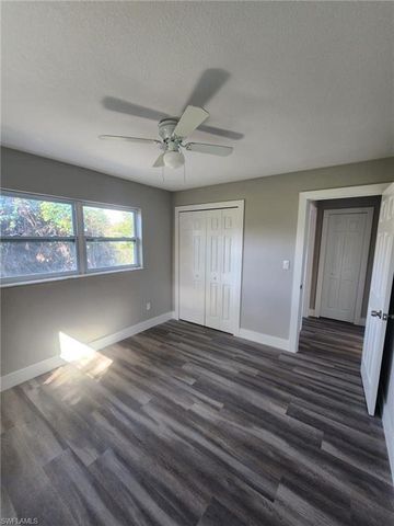 1119 6th WAY, North Fort Myers, FL 33903