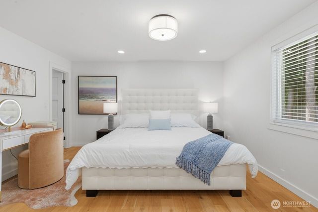 1529 172nd Place NE, Bellevue, WA 98008