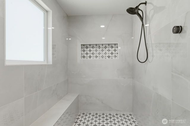 1529 172nd Place NE, Bellevue, WA 98008