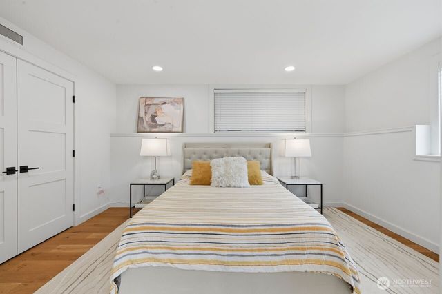 1529 172nd Place NE, Bellevue, WA 98008