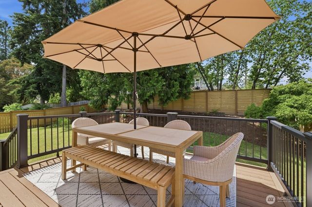 1529 172nd Place NE, Bellevue, WA 98008