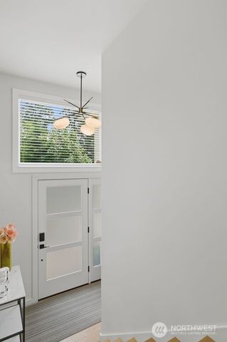 1529 172nd Place NE, Bellevue, WA 98008