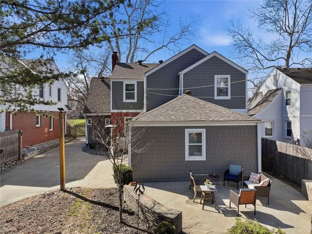 1248 71st Terrace, Kansas City, MO 64114