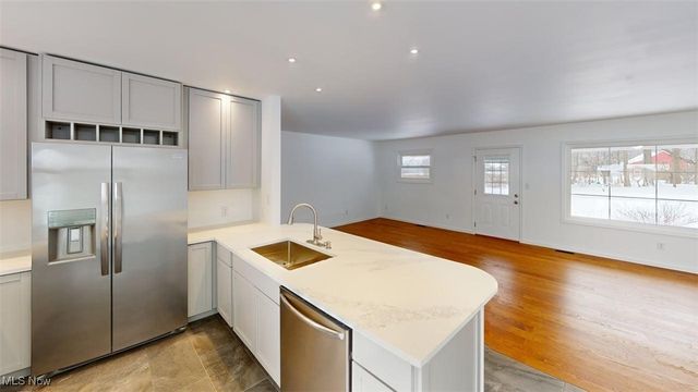 3483 Lawndale Drive, Kent, OH 44240