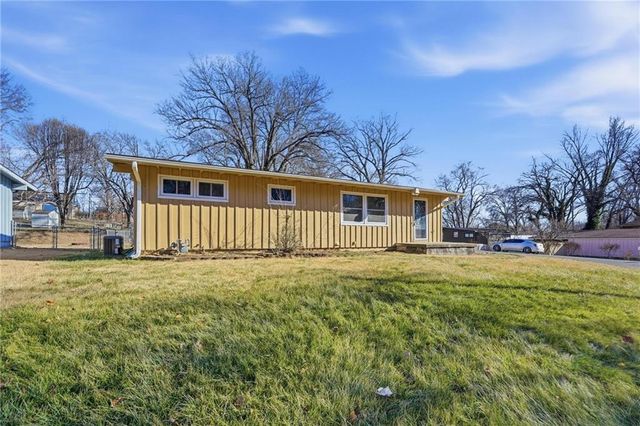 2941 N 64th Terrace, Kansas City, KS 66104