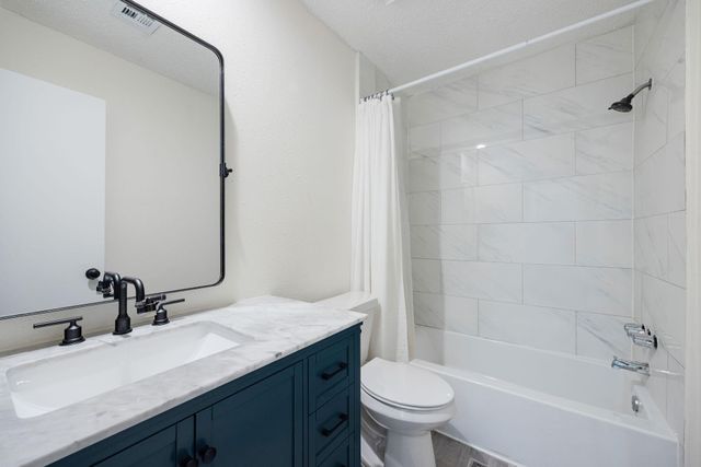 3711 Moss Tree Road, Houston, TX 77043