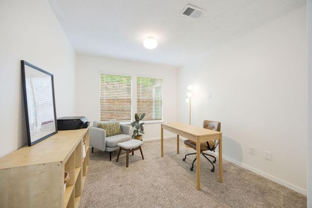 3711 Moss Tree Road, Houston, TX 77043