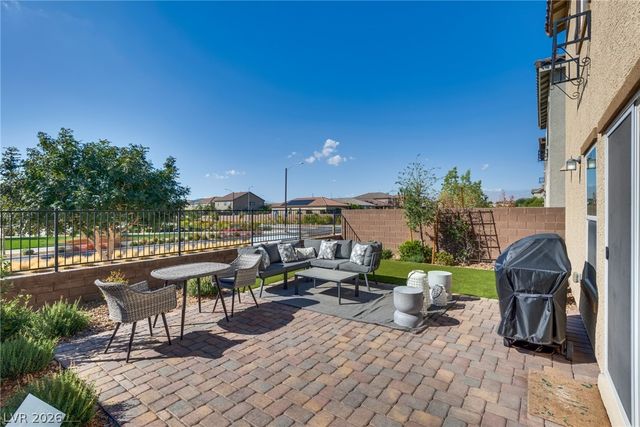 1227 Great Hollow Avenue, North Las Vegas, NV 89086