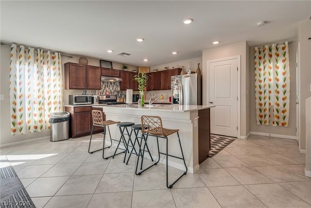 1227 Great Hollow Avenue, North Las Vegas, NV 89086