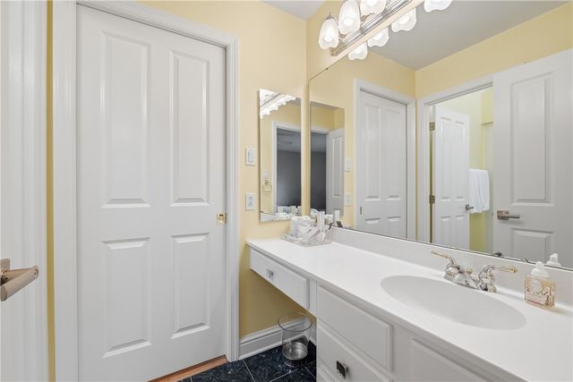4200 MUIRFIELD CIRCLE, Collier Twp, PA 15142
