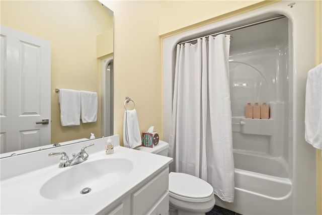 4200 MUIRFIELD CIRCLE, Collier Twp, PA 15142