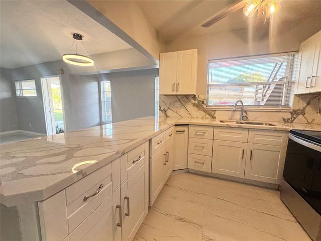 3000 NW 43rd Terrace 106, Lauderdale Lakes, FL 33313