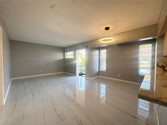 3000 NW 43rd Terrace 106, Lauderdale Lakes, FL 33313