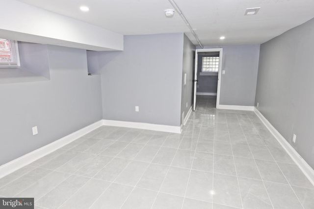 6124 WASHINGTON AVE, Philadelphia, PA 19143