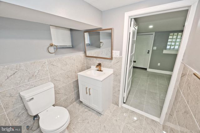 6124 WASHINGTON AVE, Philadelphia, PA 19143