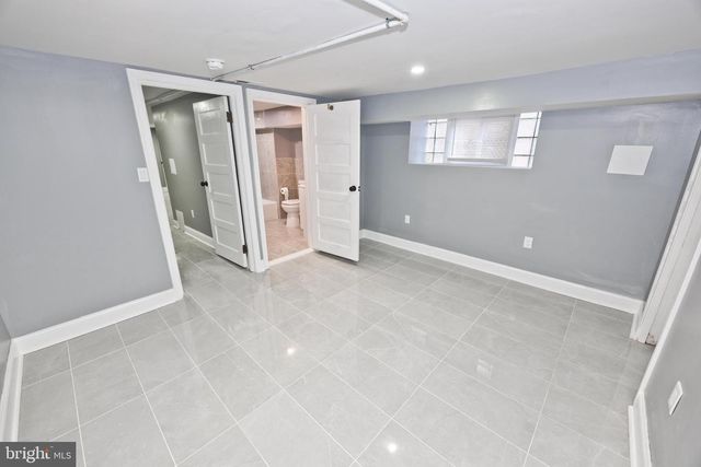 6124 WASHINGTON AVE, Philadelphia, PA 19143