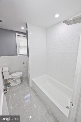 6124 WASHINGTON AVE, Philadelphia, PA 19143