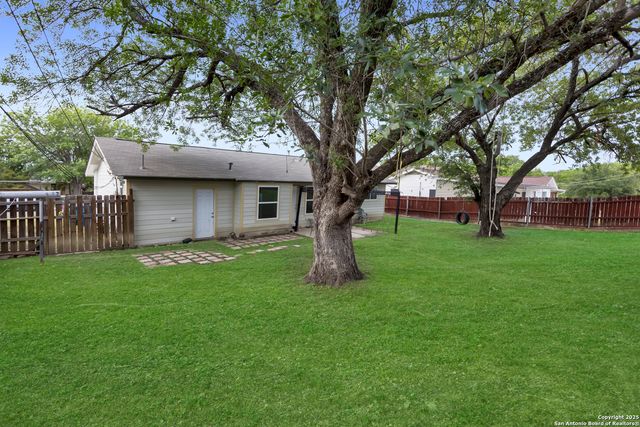 458 Scates Dr, San Antonio, TX 78227