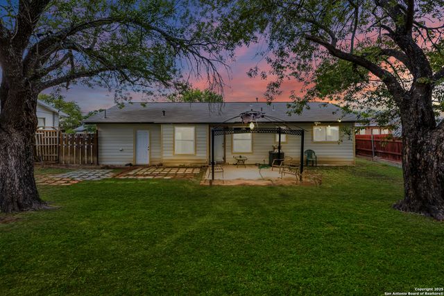 458 Scates Dr, San Antonio, TX 78227