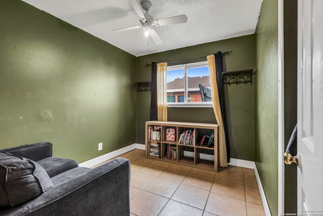 458 Scates Dr, San Antonio, TX 78227