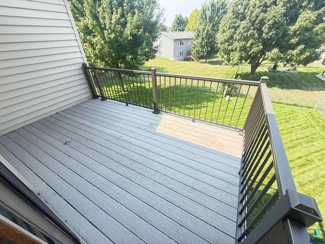 4712 E Hanna Cir Circle, Sioux Falls, SD 57110