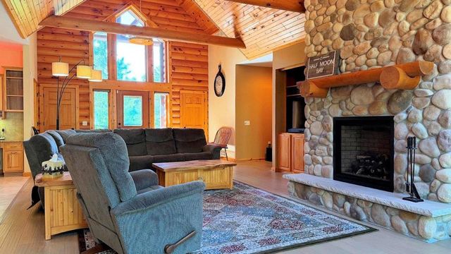 N7743 Half Moon Bay Drive, New Lisbon, WI 53950