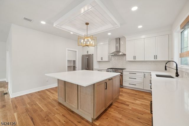 28 Bennington Rd, Livingston Twp., NJ 07039