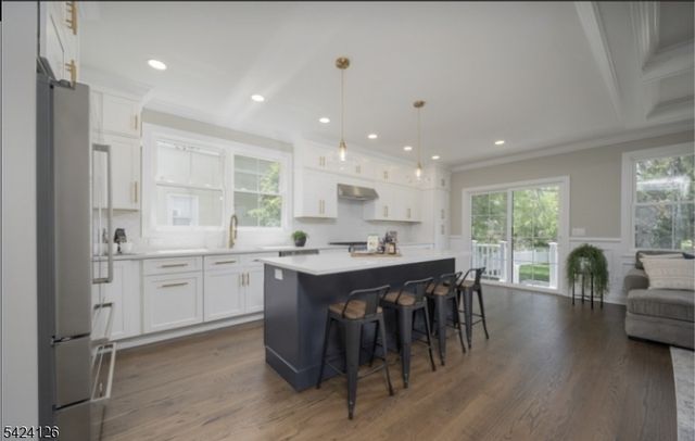 28 Bennington Rd, Livingston Twp., NJ 07039