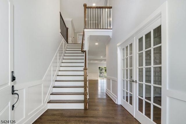 28 Bennington Rd, Livingston Twp., NJ 07039