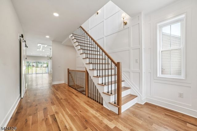 28 Bennington Rd, Livingston Twp., NJ 07039