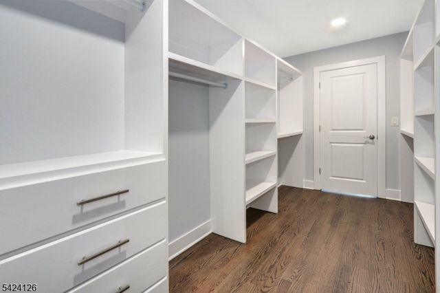 28 Bennington Rd, Livingston Twp., NJ 07039