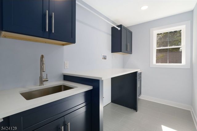 28 Bennington Rd, Livingston Twp., NJ 07039