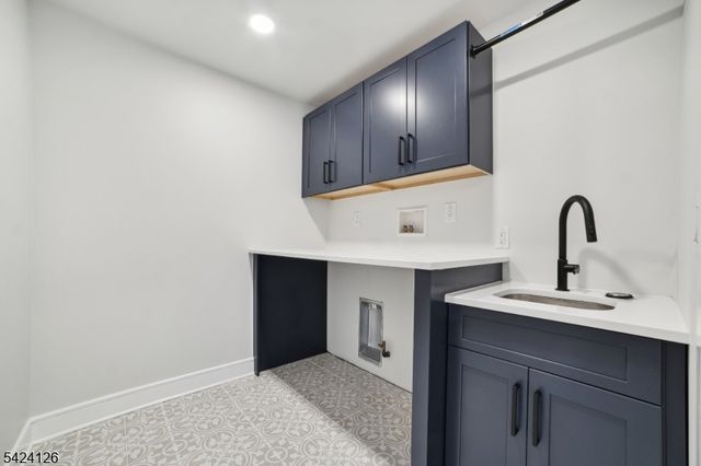 28 Bennington Rd, Livingston Twp., NJ 07039
