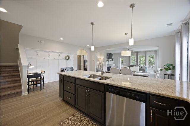 196 Willow Point Circle, Savannah, GA 31407