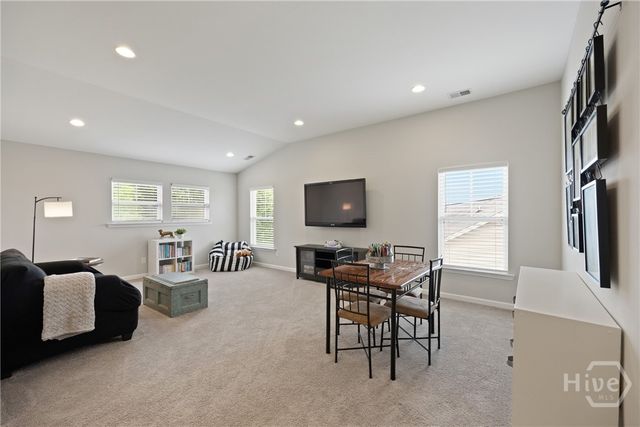 196 Willow Point Circle, Savannah, GA 31407