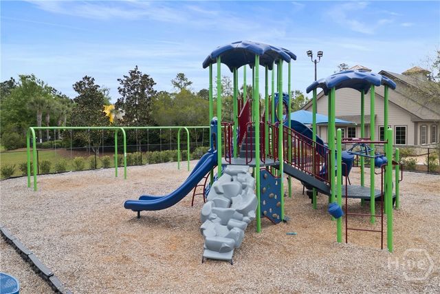 196 Willow Point Circle, Savannah, GA 31407